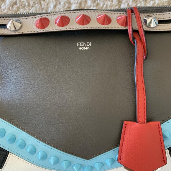 Handsbag Fendi - Picture 2 of 10